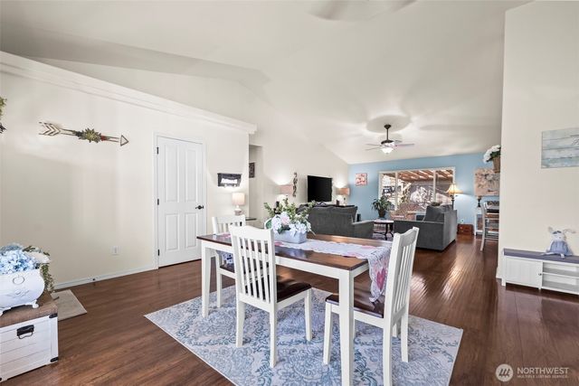 810 Cody Street SE, Rainier, WA 98576