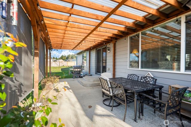 810 Cody Street SE, Rainier, WA 98576