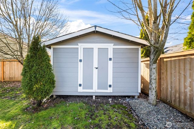 810 Cody Street SE, Rainier, WA 98576