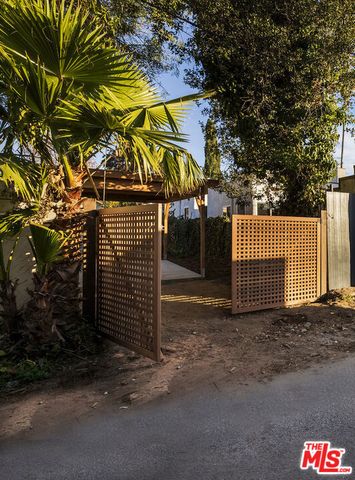 1411 Armadale Avenue, Los Angeles, CA 90042