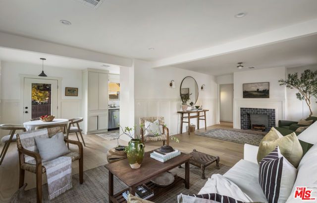 1411 Armadale Avenue, Los Angeles, CA 90042