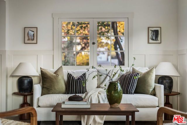 1411 Armadale Avenue, Los Angeles, CA 90042