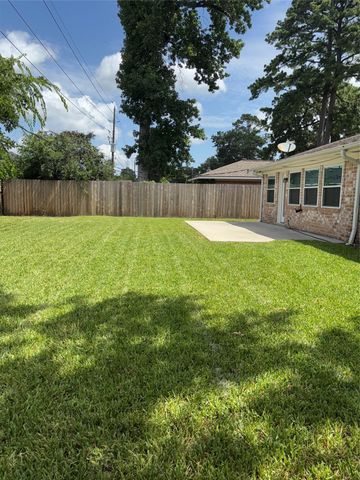 15815 Whipple Tree Drive, Houston, TX 77070