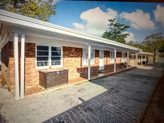 706 Mitchell Dr., Myrtle Beach, SC 29577