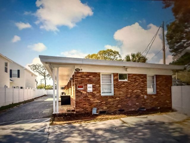 706 Mitchell Dr., Myrtle Beach, SC 29577