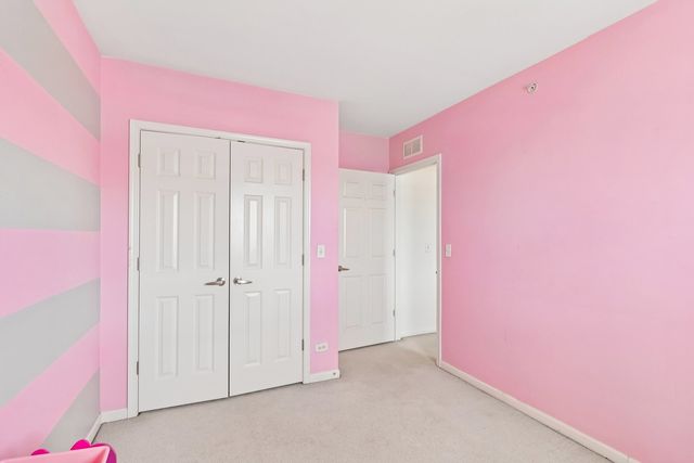 5241 W Galewood Avenue, Chicago, IL 60639