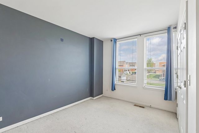 5241 W Galewood Avenue, Chicago, IL 60639
