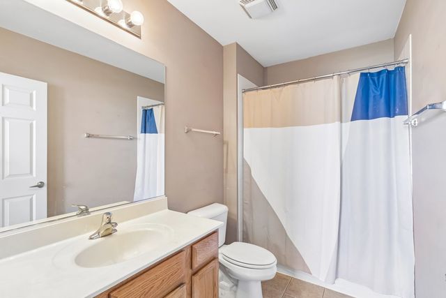 5241 W Galewood Avenue, Chicago, IL 60639