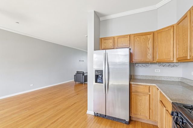 5241 W Galewood Avenue, Chicago, IL 60639