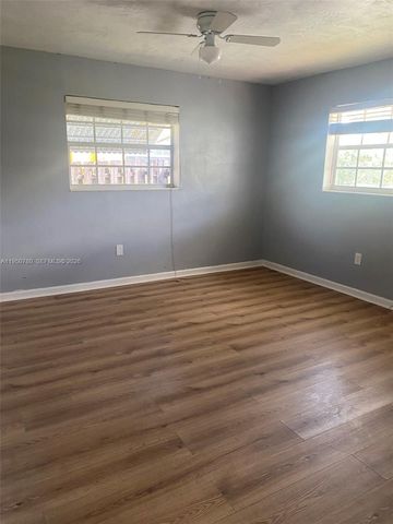 8341 NW 25th St, Sunrise, FL 33322