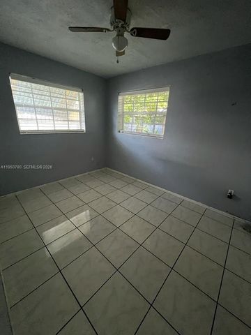 8341 NW 25th St, Sunrise, FL 33322