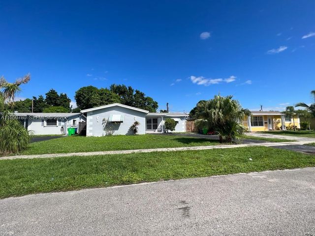 8341 NW 25th St, Sunrise, FL 33322
