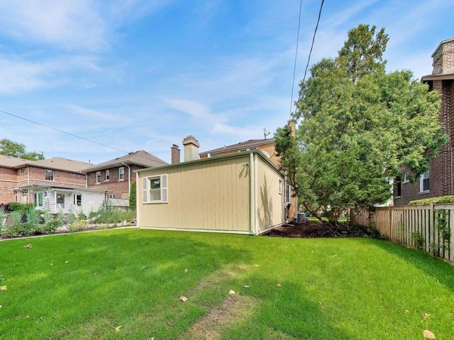 310 S Delphia Avenue, Park Ridge, IL 60068