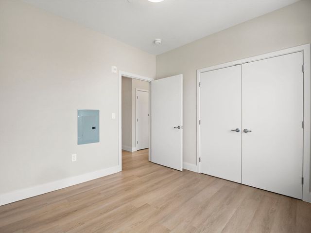 249 Corey Rd 401, Boston, MA 02135