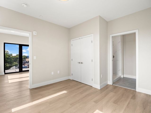 249 Corey Rd 401, Boston, MA 02135