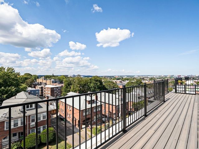 249 Corey Rd 401, Boston, MA 02135