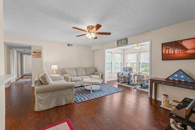 2268 Essex Dr Apt F, Surfside Beach, SC 29575
