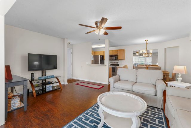 2268 Essex Dr Apt F, Surfside Beach, SC 29575