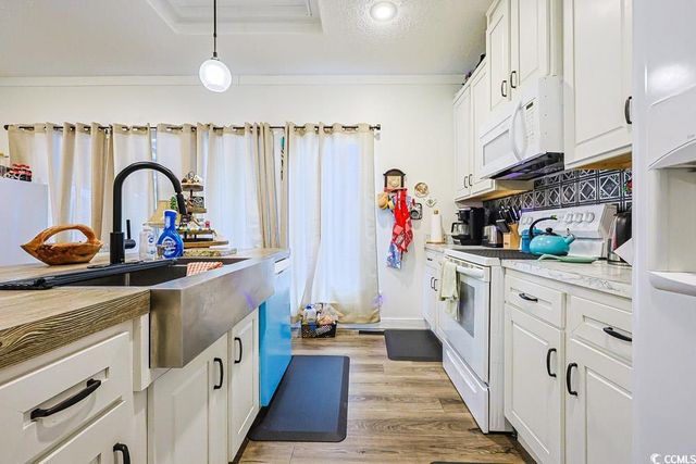 4458 Old Buck Creek Rd., Longs, SC 29568