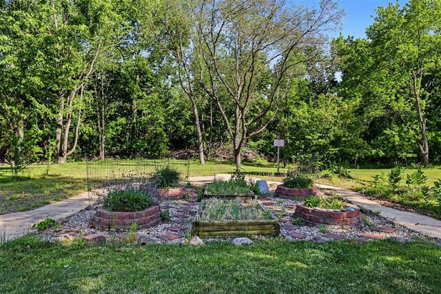 20759 Carpenter Drive, Battle Creek, MI 49017