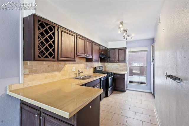 3240 Van Teylingen Drive E, Colorado Springs, CO 80917