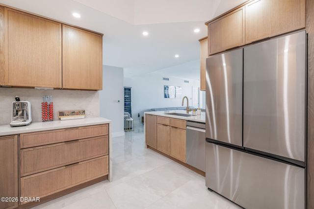 241 Riverside Dr Unit 408, Holly Hill, FL 32117