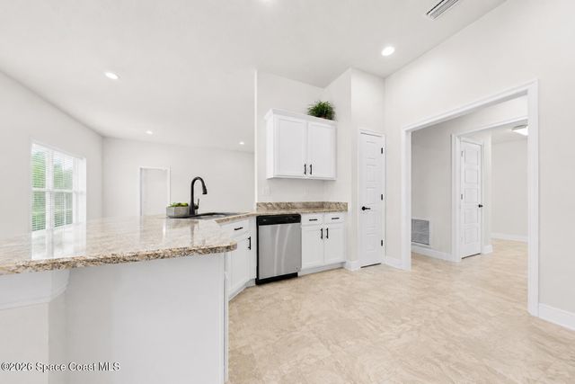 526 J A Bombardier Boulevard SW, Palm Bay, FL 32908