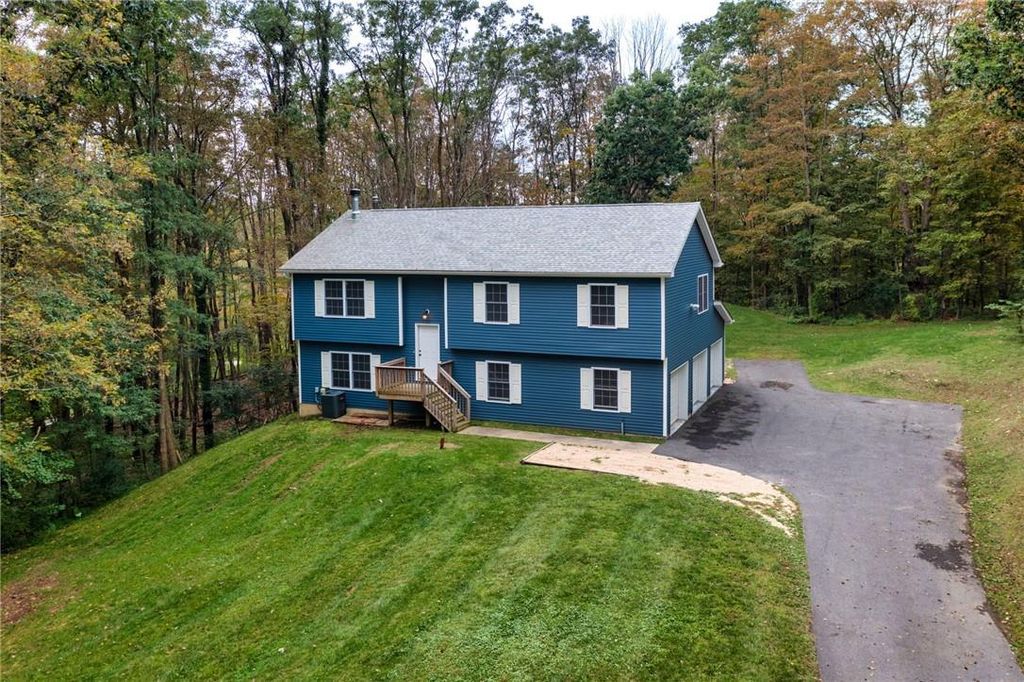21 Theodore Trail, Carmel, NY 10512