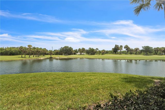 22 Plantation Drive 106, Vero Beach, FL 32966