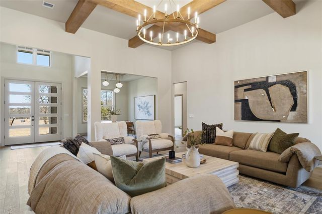 7901 Stagecoach Circle, Arcadia, OK 73007