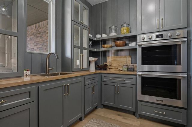 7901 Stagecoach Circle, Arcadia, OK 73007