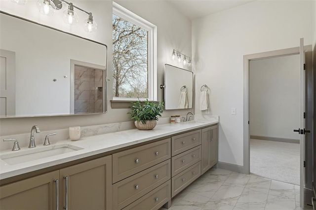 7901 Stagecoach Circle, Arcadia, OK 73007