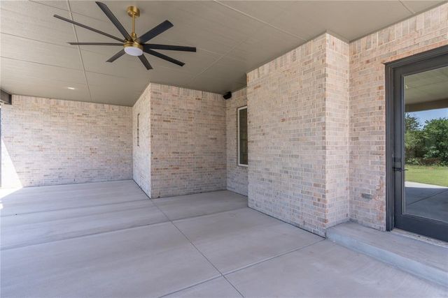 7901 Stagecoach Circle, Arcadia, OK 73007