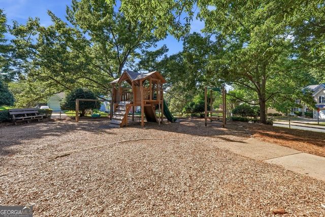 3938 Lullwater Main NW, Kennesaw, GA 30144