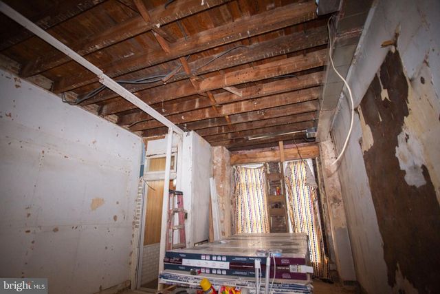 2804 AUCHENTOROLY TER, Baltimore, MD 21217