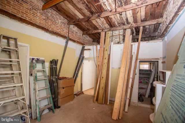 2804 AUCHENTOROLY TER, Baltimore, MD 21217