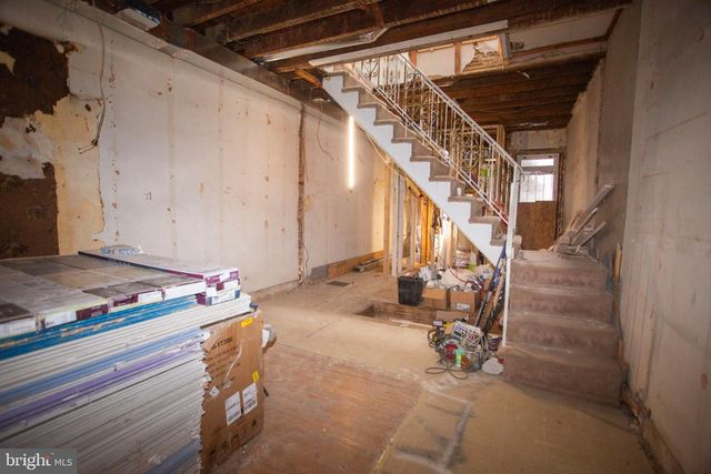 2804 AUCHENTOROLY TER, Baltimore, MD 21217