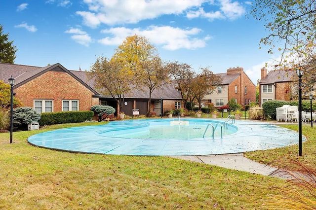 5107 Delancey Street, Columbus, OH 43220