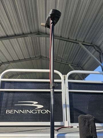 1008 Wc Pickett, Clifton, TN 38425