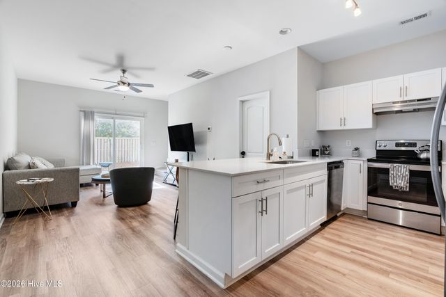 975 Downey Branch Lane, Wilmington, NC 28403