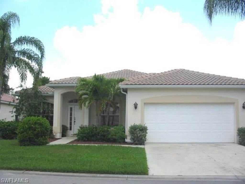 11028 Lakeland CIR, Fort Myers, FL 33913