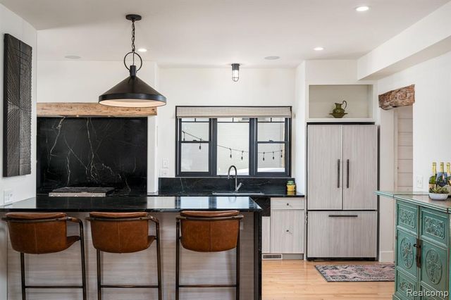 322 N 2nd Street, Grand Haven, MI 49417