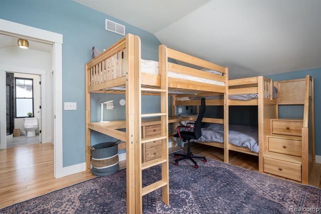 322 N 2nd Street, Grand Haven, MI 49417