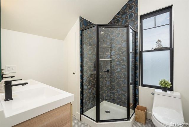 322 N 2nd Street, Grand Haven, MI 49417