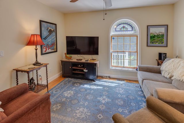 105 Loft Circle, Campton, NH 03223