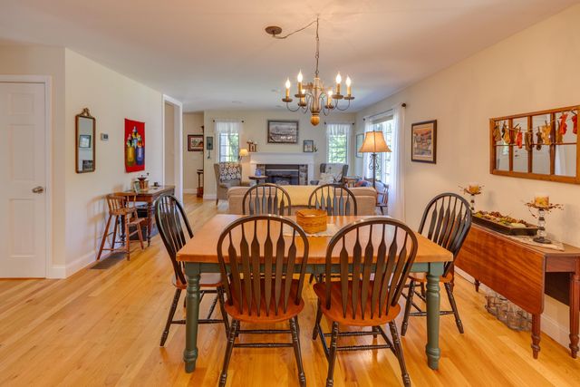105 Loft Circle, Campton, NH 03223
