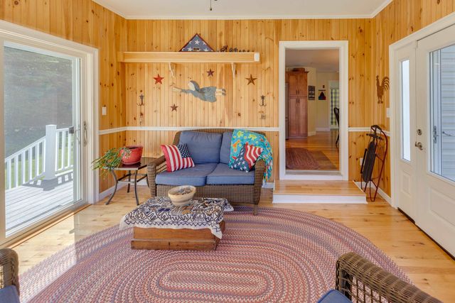 105 Loft Circle, Campton, NH 03223