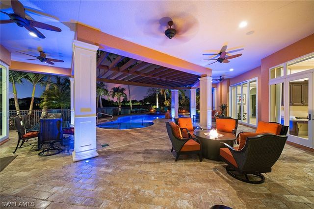 7542 Snead CT, Naples, FL 34113