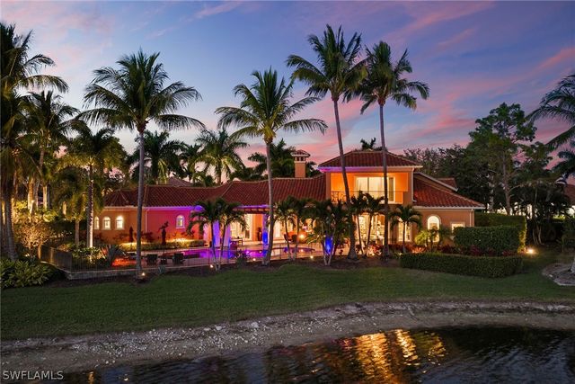 7542 Snead CT, Naples, FL 34113