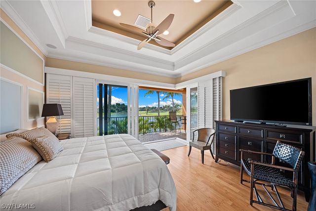 7542 Snead CT, Naples, FL 34113